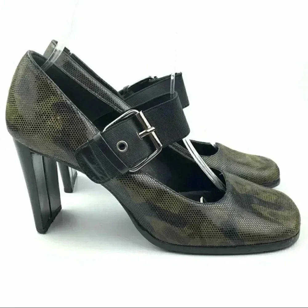 Nina heels size 6.5 leather army green camo 90s
